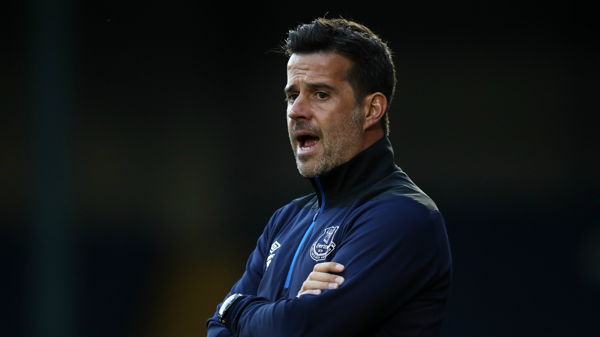 首秀惊艳！杨曦皓18+10+5帽助福建男篮大胜香港汉友